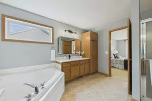 2409 Golf Dr, Woodbury, MN 55129 - Photo 26