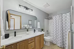 2409 Golf Dr, Woodbury, MN 55129 - Photo 30