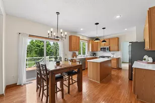 2409 Golf Dr, Woodbury, MN 55129 - Photo 14