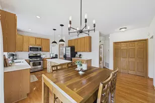 2409 Golf Dr, Woodbury, MN 55129 - Photo 16