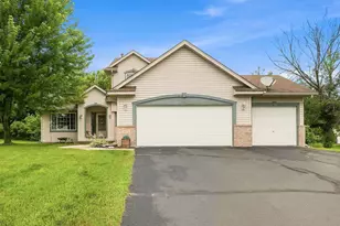 4512 McAllister Ave NE, Saint Michael, MN 55376 - Photo 2