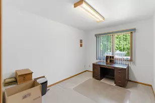 18 Mill Ave, Minnesota Lake, MN 56068 - Photo 16