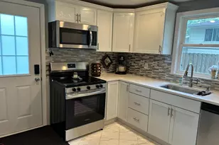 1521 Desoto Ave N, Glencoe, MN 55336 - Photo 2