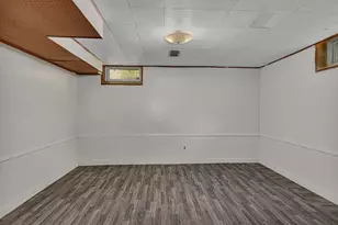 1308 10th St SW, Willmar, MN 56201 - Photo 20