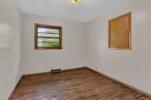 1308 10th St SW, Willmar, MN 56201 - Photo 12