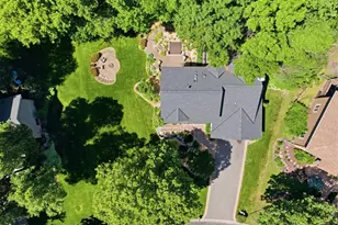 13766 Princeton Ct, Savage, MN 55378 - Photo 2