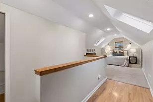 253 Washburn Ave N, Minneapolis, MN 55405 - Photo 18