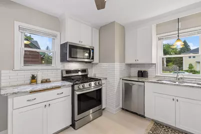 253 Washburn Avenue N, Minneapolis, MN 55405 - Photo 2