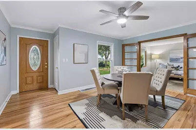 253 Washburn Avenue N, Minneapolis, MN 55405 - Photo 4