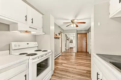 362 Elton Hills Drive NW #36, Rochester, MN 55901 - Photo 10