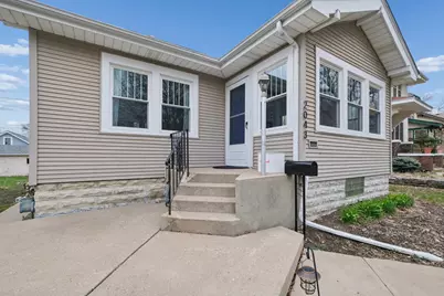 2043 Stanford Avenue, Saint Paul, MN 55105 - Photo 4