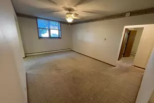 323 N German St, New Ulm, MN 56073 - Photo 6