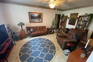 323 N German St, New Ulm, MN 56073 - Photo 2