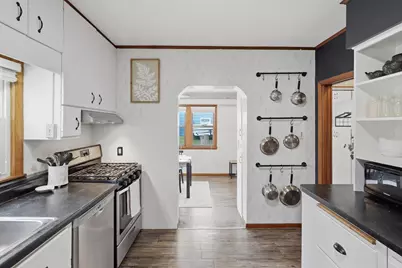 2258 W 105th Street, Bloomington, MN 55431 - Photo 6