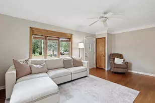 2258 W 105th St, Bloomington, MN 55431 - Photo 2