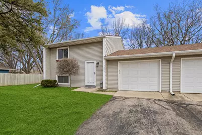 7093 146th Street W, Apple Valley, MN 55124 - Photo 1