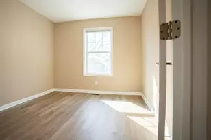 1613 E 24th St, Minneapolis, MN 55404 - Photo 14