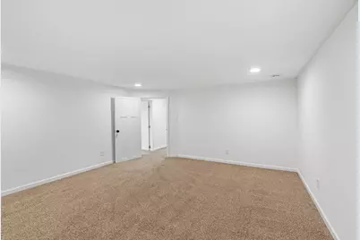 510 Wyoming Street E, Saint Paul, MN 55107 - Photo 28