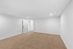 510 Wyoming St E, Saint Paul, MN 55107 - Photo 28
