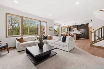 429 Collova Drive, Vadnais Heights, MN 55127 - Photo 4
