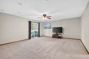 1779 Fescue Ct, Shakopee, MN 55379 - Photo 36