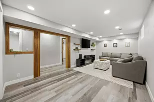 905 3rd St N, Fargo, ND 58102 - Photo 24