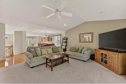 405 11th Avenue NW, Dodge Center, MN 55927 - Photo 12