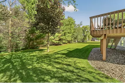405 11th Avenue NW, Dodge Center, MN 55927 - Photo 4