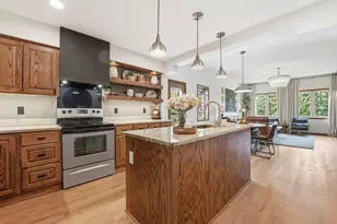 1945 Division St N, North Saint Paul, MN 55109 - Photo 10