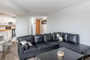 26 10th Street W, Saint Paul, MN 55102 - Photo 10