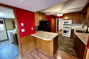 415 N 6th St, Marshall, MN 56258 - Photo 16