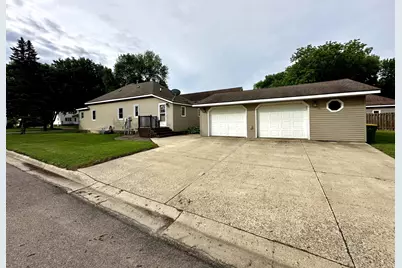 415 N 6th Street, Marshall, MN 56258 - Photo 40