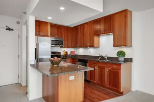 401 1st Street S, Minneapolis, MN 55401 - Photo 8