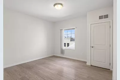619 8th Street SE #308, Minneapolis, MN 55414 - Photo 34