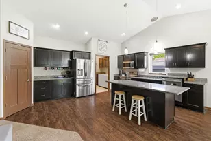 300 Tanager Rd, Mankato, MN 56001 - Photo 20
