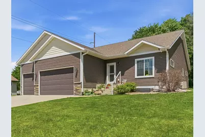 300 Tanager Road, Mankato, MN 56001 - Photo 1