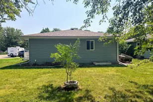 1306 11th St SE, Saint Cloud, MN 56304 - Photo 12