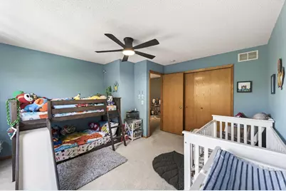 440 Hickory Lane N, Oakdale, MN 55128 - Photo 20