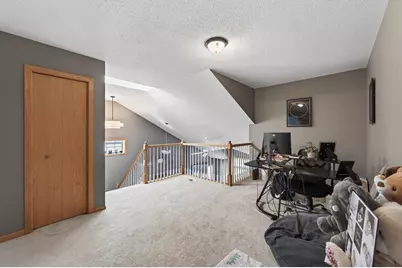 440 Hickory Lane N, Oakdale, MN 55128 - Photo 18