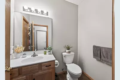 440 Hickory Lane N, Oakdale, MN 55128 - Photo 16