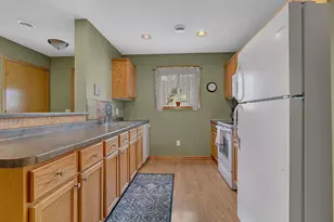 114 Iverson St W, Saint Joseph, MN 56374 - Photo 8