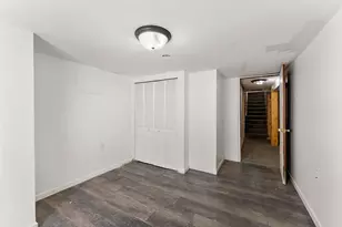 610 Grange Ave N, Oakdale, MN 55128 - Photo 24