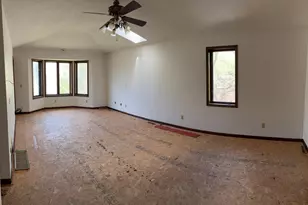 5505 Matterhorn Dr NE, Fridley, MN 55432 - Photo 24