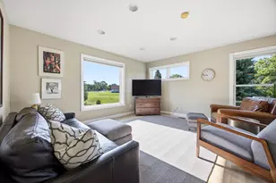 1323 S River Dr, Moorhead, MN 56560 - Photo 18