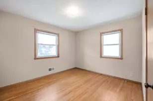 1140 Charlton St, West Saint Paul, MN 55118 - Photo 8