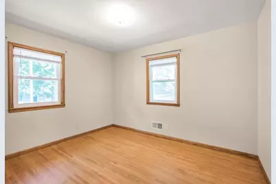 1140 Charlton Street, West Saint Paul, MN 55118 - Photo 6