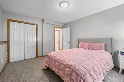 2044 Pheasant Run Street, Shakopee, MN 55379 - Photo 12