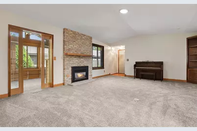 975 Yuma Lane N, Plymouth, MN 55447 - Photo 4