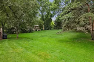 5724 Duncan Ln, Edina, MN 55436 - Photo 4