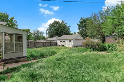 1873 Hawthorne Avenue E, Saint Paul, MN 55119 - Photo 22